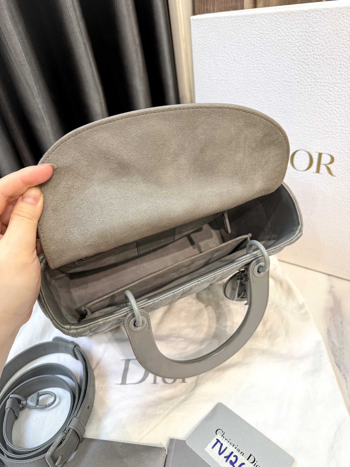 A A Dior Lady M Grey TV126
