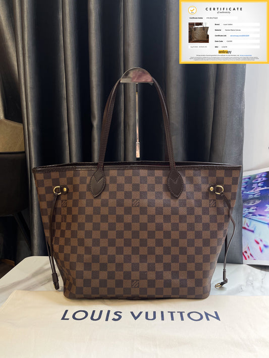 LV NVF Damier MM