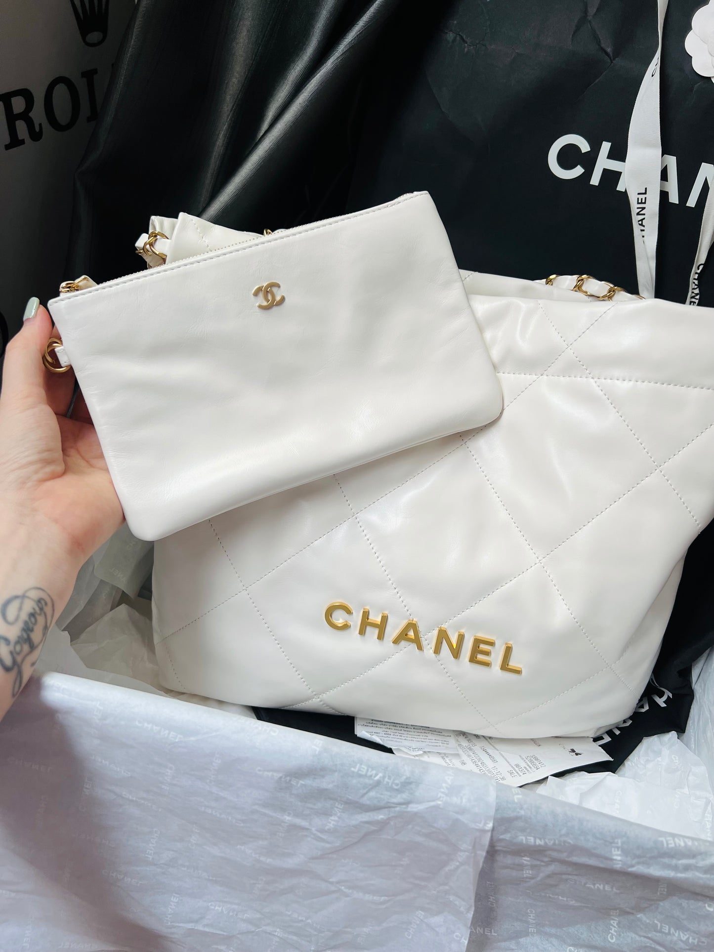 Chanel Hobo Trắng New