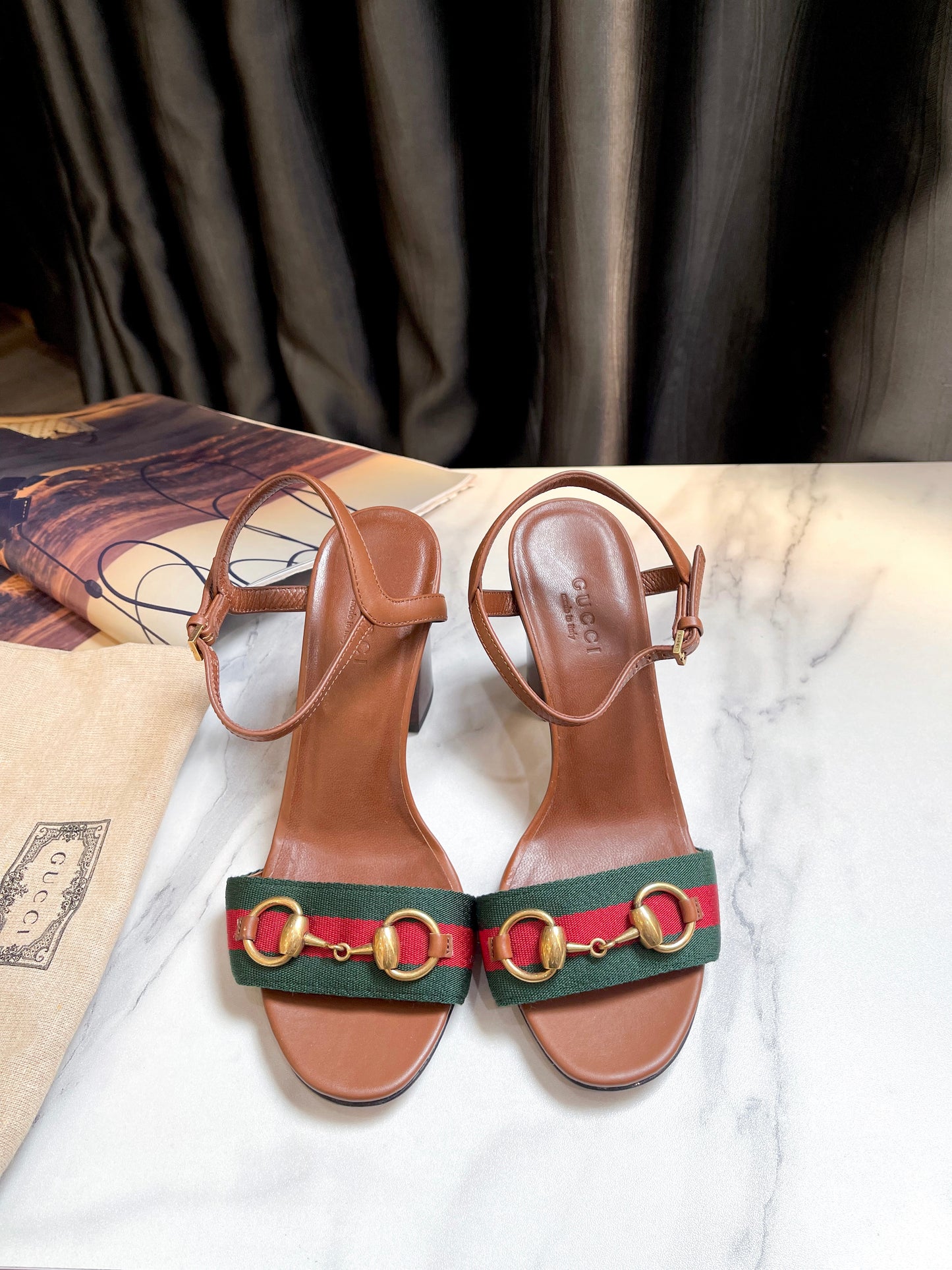 Sandal Gucci Nâu