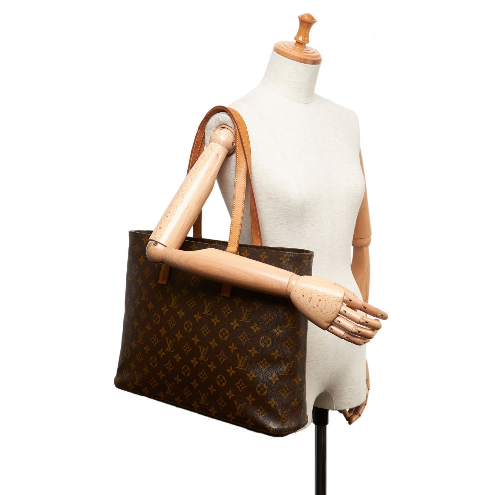 A A LV Tote Luco TV116