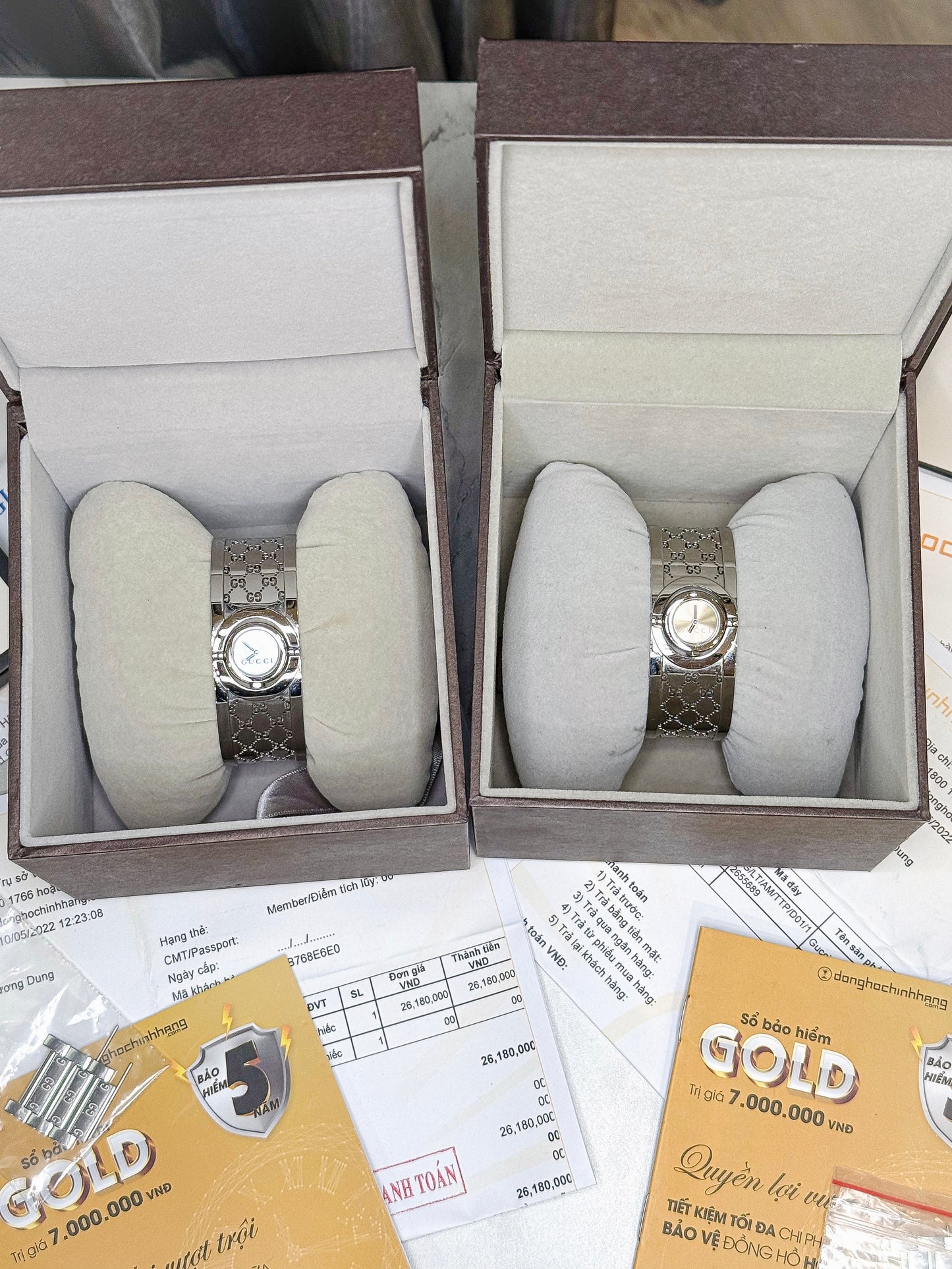 A A Đồng Hồ Gucci