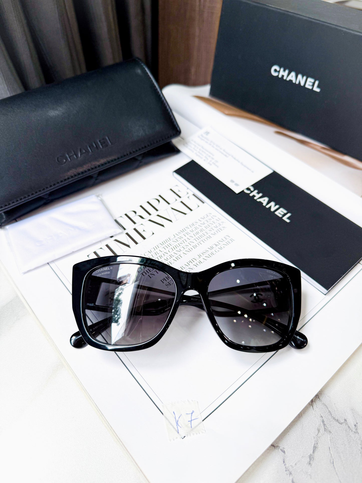 Kính Chanel New Trưng Bày K7