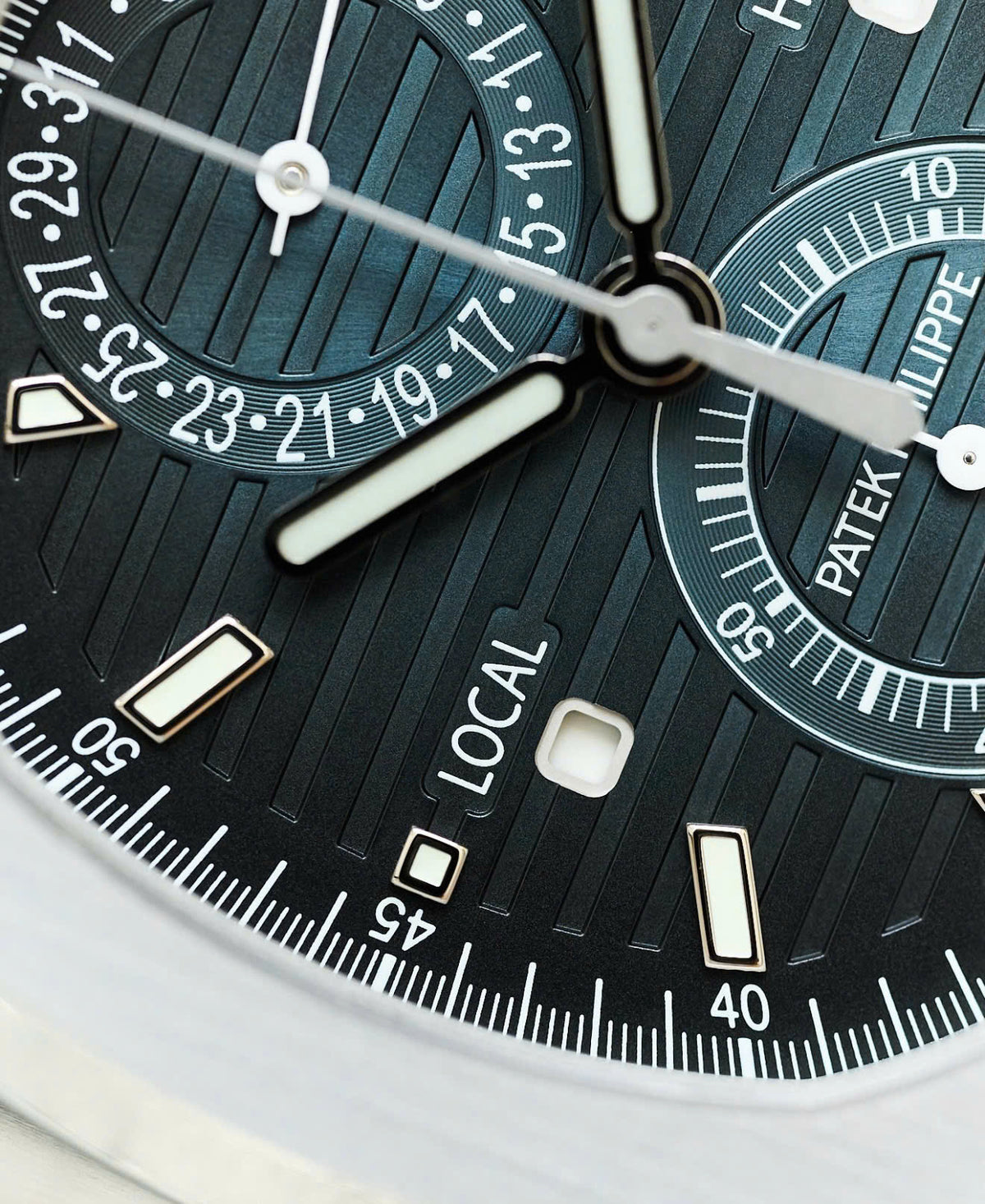 Đồng Hồ Patek Philippe Nautilus 5990/1A Travel Time Flyback Chronograph