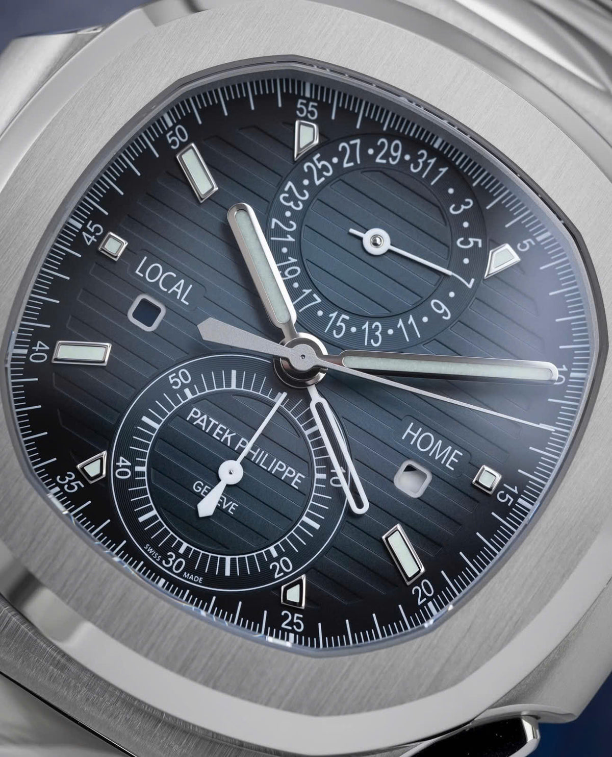 Đồng Hồ Patek Philippe Nautilus 5990/1A Travel Time Flyback Chronograph