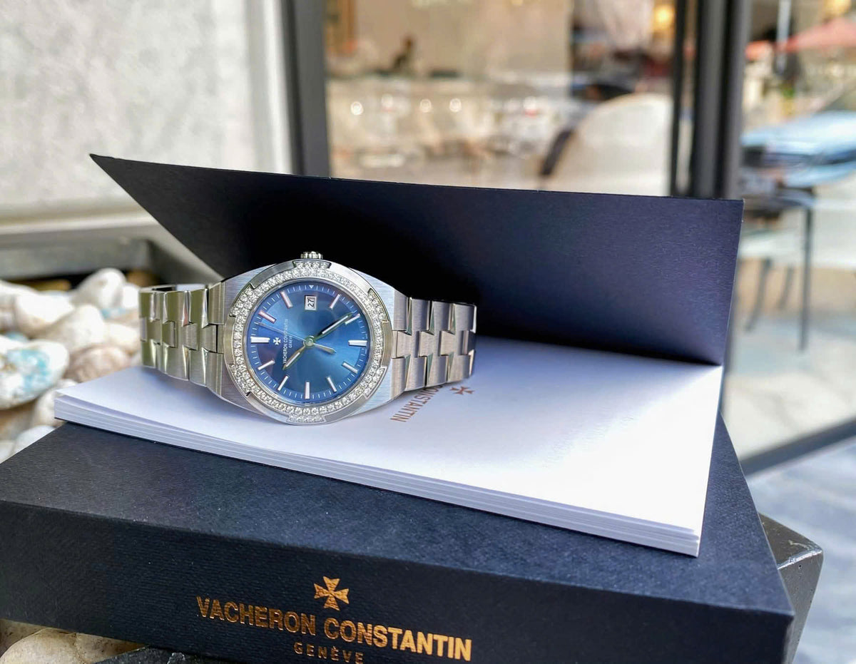 Vacheron Constantin Overseas Small Model Ref. 1205V/100A-B590