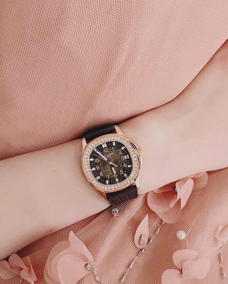 Patek Philippe Aquanaut 5068R Rose Gold Brown