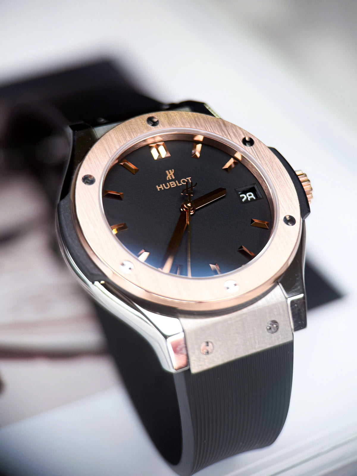 Hublot Classic Fusion Titanium King Gold 33mm (Demi Vàng)