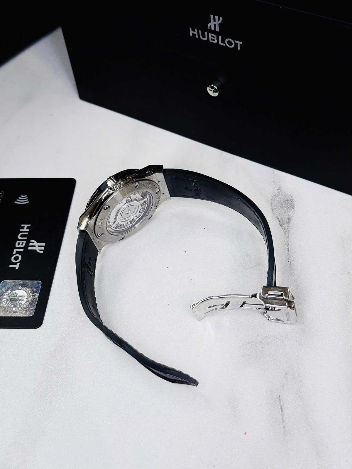 Hublot Classic Fusion Titanium Diamonds Black 38mm (2019/2020)