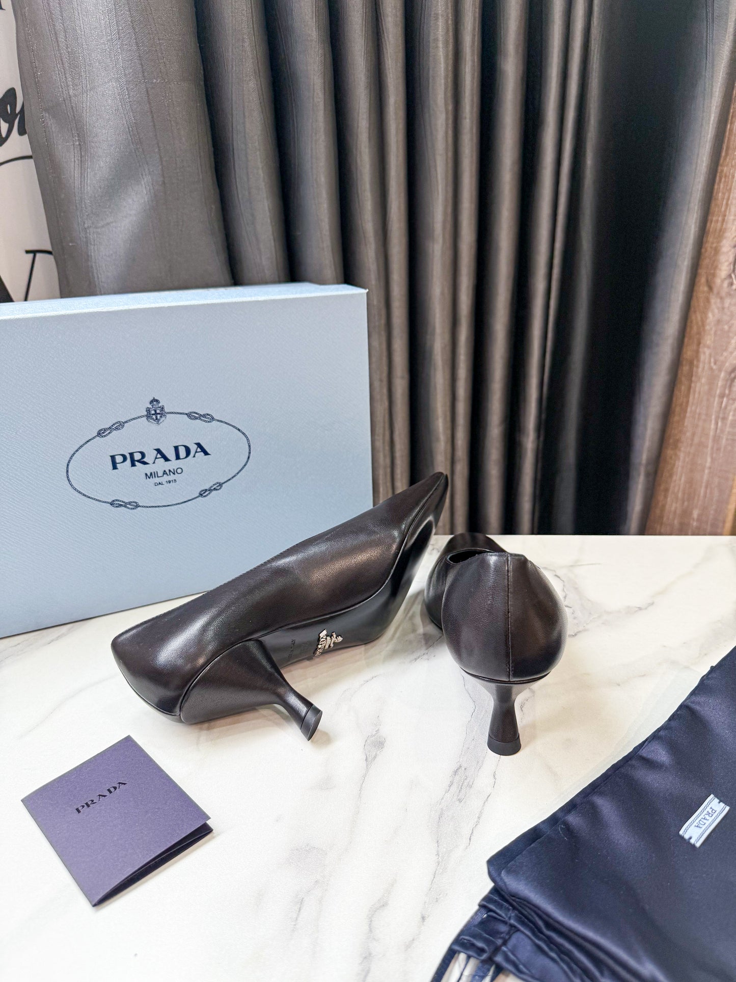 Giày Prada New Đen Size 35.5