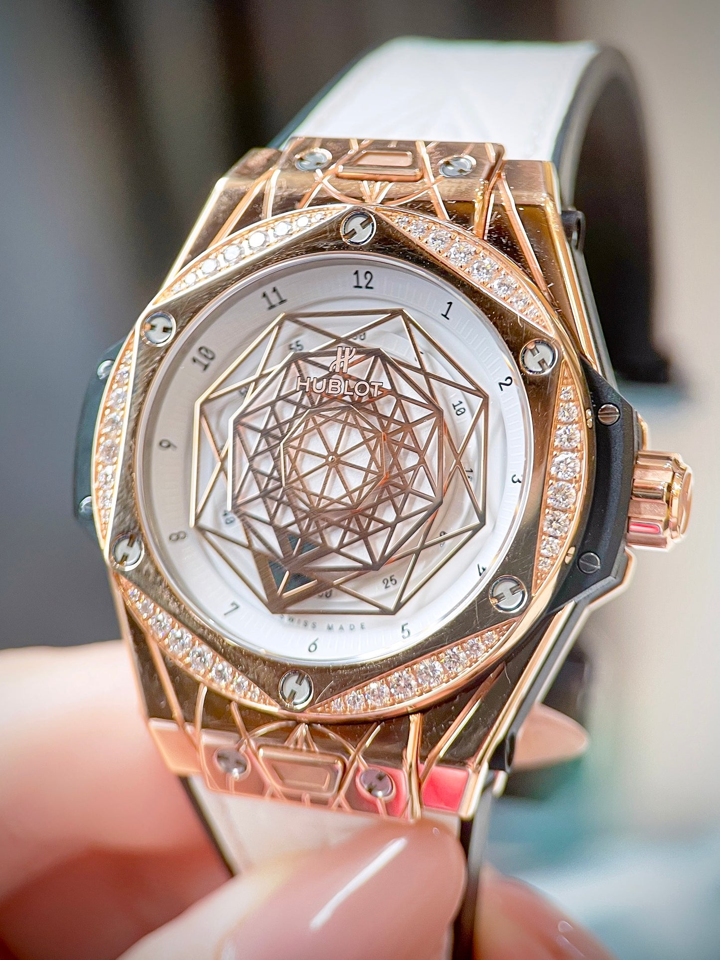 Đồng Hồ Hublot Sang Bleu King Gold White Limited 100pcs