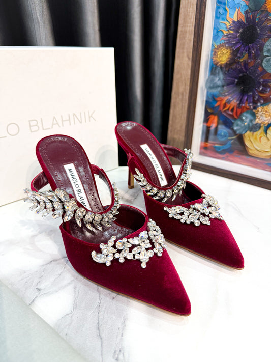 Guốc Monolo Đính Đá Đỏ Mận Size 36