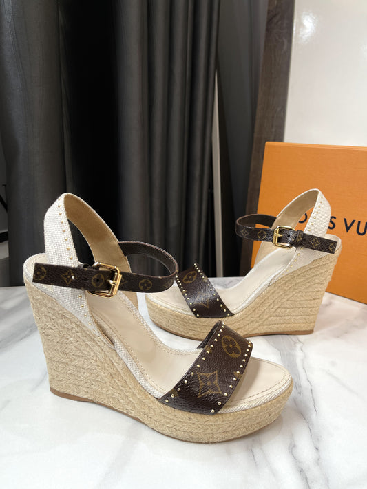 Xuồng LV Size 36.5