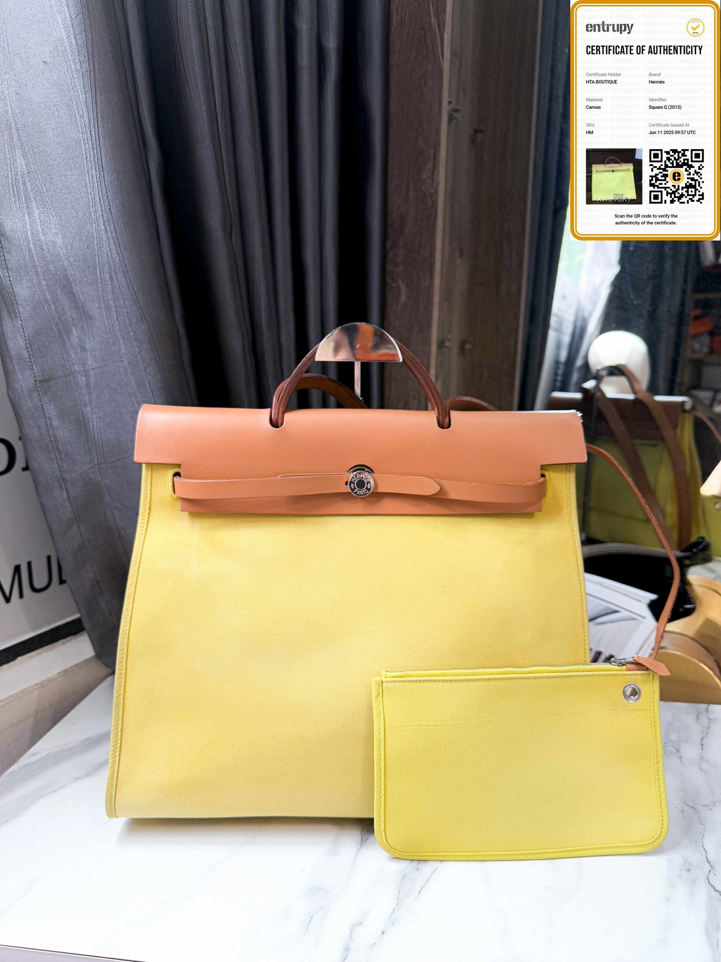 A Hermes Herbag Size 39