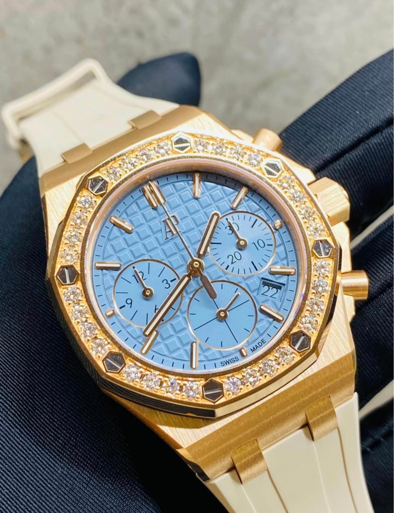 Đồng Hồ Audemars Piguet Offshore 26231OR Light Blue size 37mm