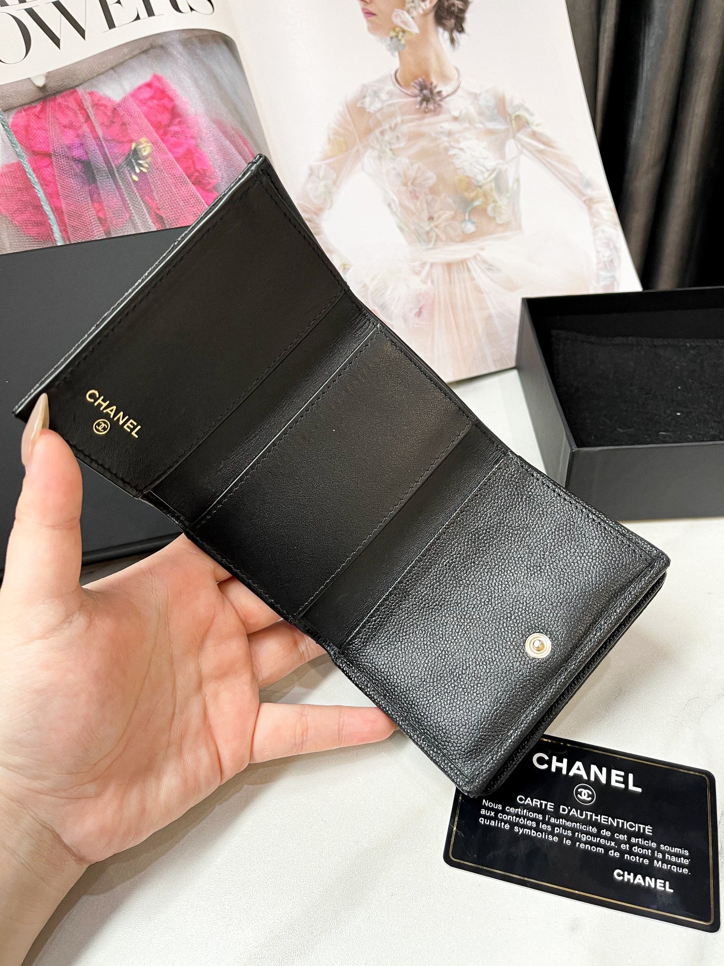 Ví Gấp Chanel Caviar