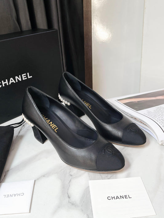 Giày Chanel Gót Đính Trai Size 36.5C