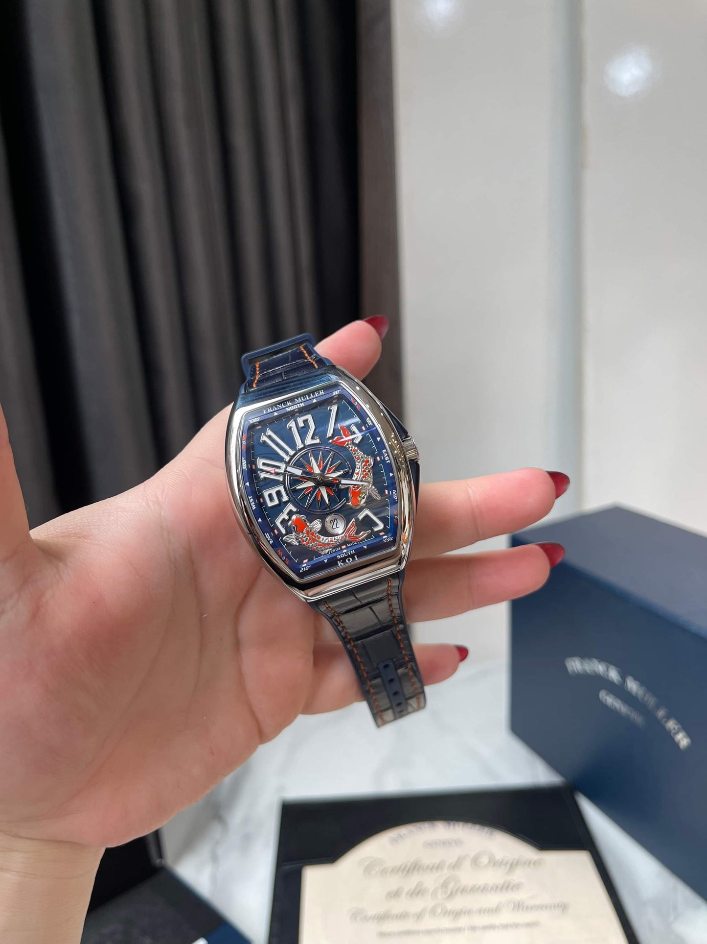 Đồng Hồ Franck Muller V41 Cá Koi Limited 188pcs