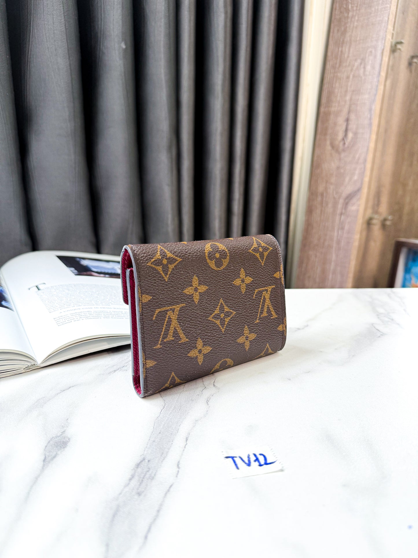 Ví LV Victorine Fuchsia