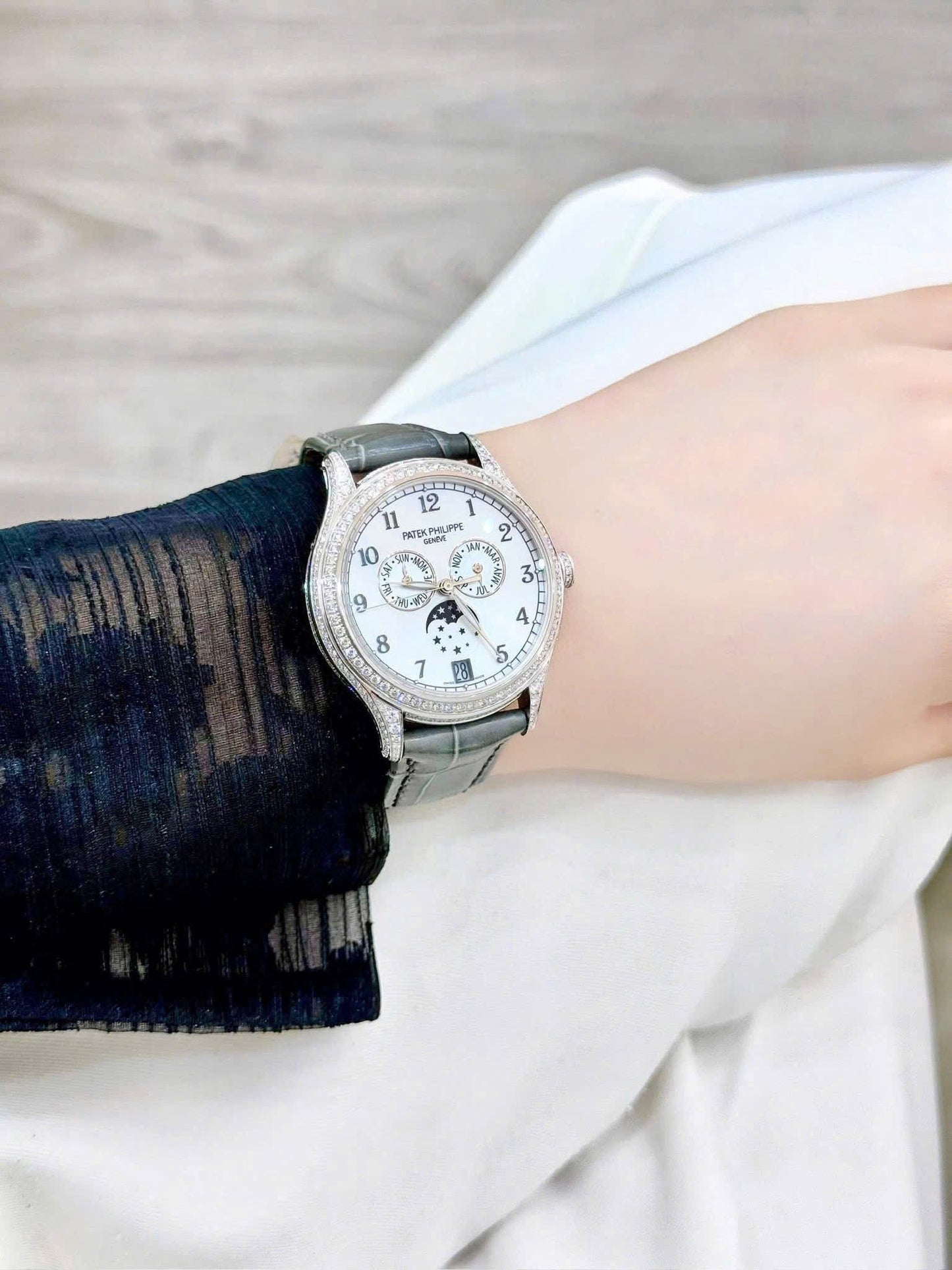 Đồng Hồ Patek Philippe Complications 4948G