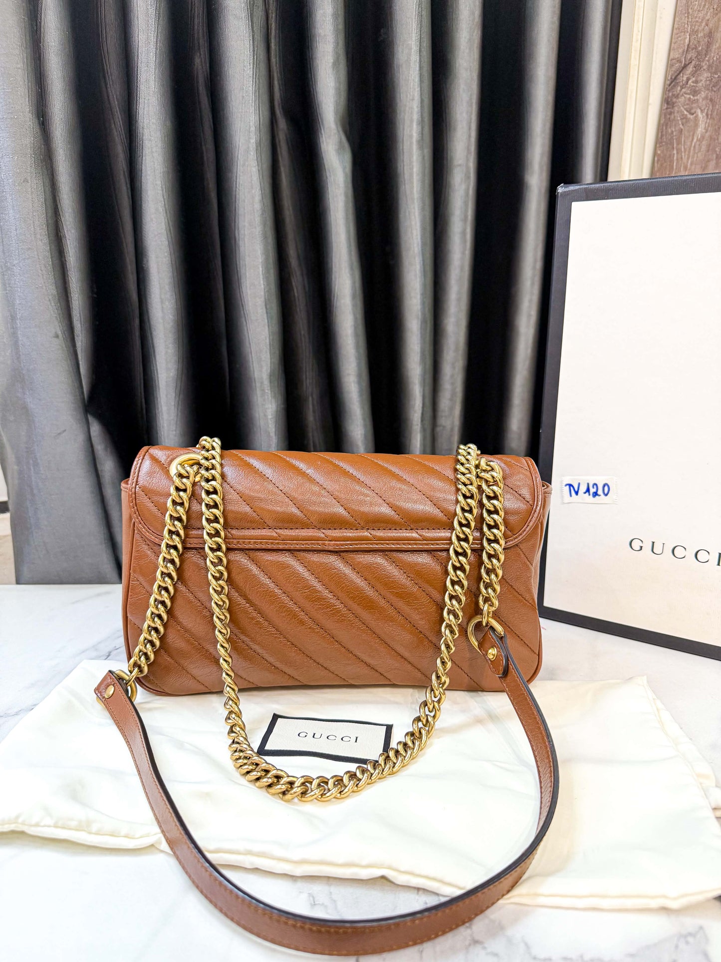 A A Gucci Marmont 26 TV120