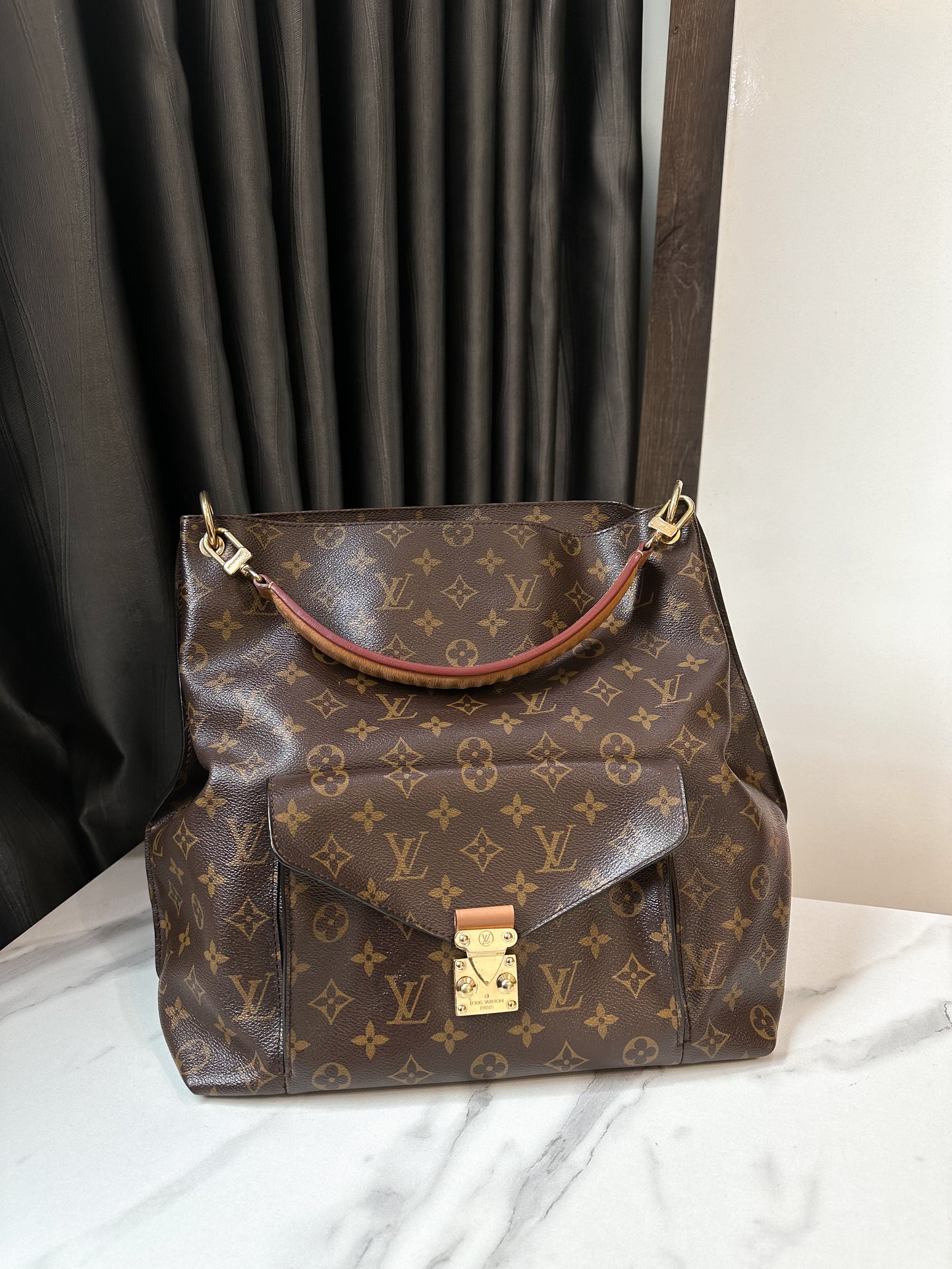 LV Metis Hobo