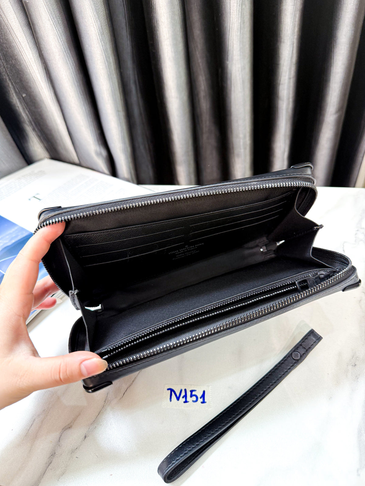 A A A Clutch LV TV151