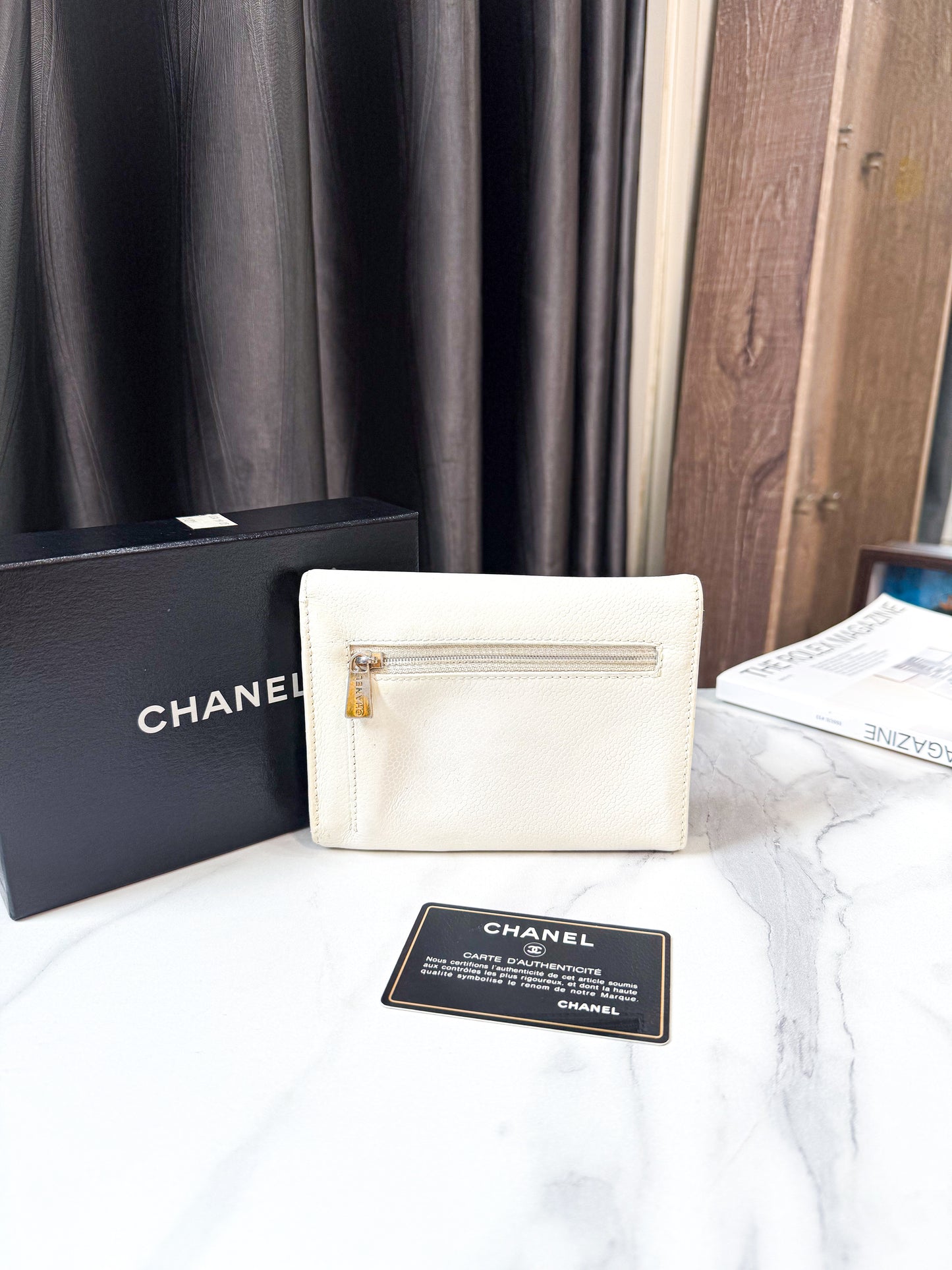 A Ví Gấp Chanel Caviar Trắng