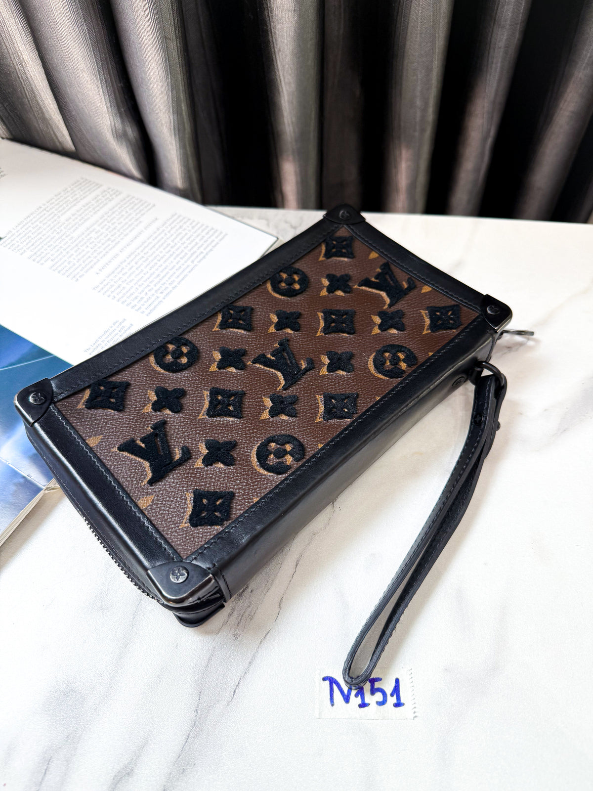 A A A Clutch LV TV151