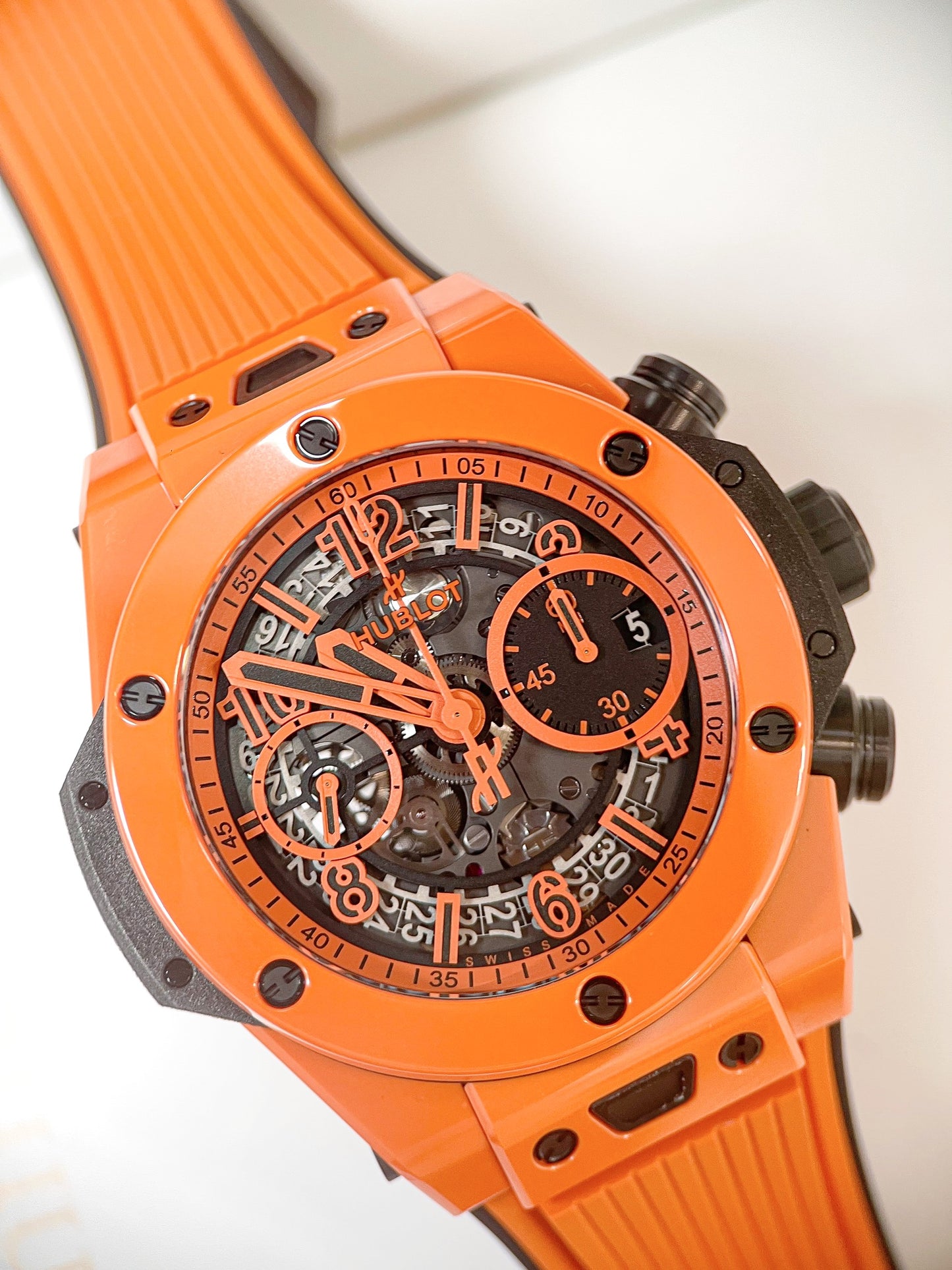 Đồng Hồ Hublot Bigbang Unico Ceramic Orange size 42mm Limited 250pcs