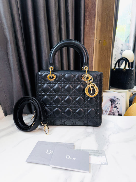 A A Dior Lady Đen M