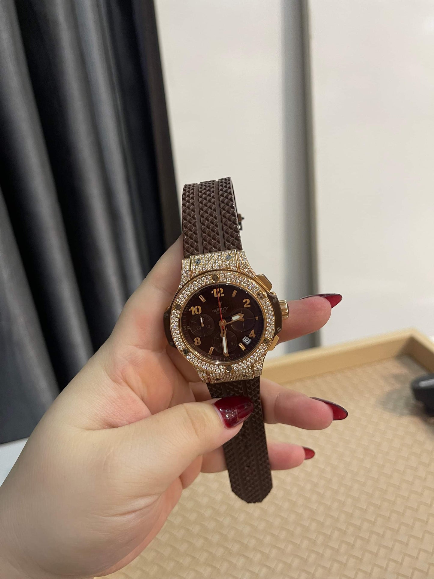 Đồng Hồ Hublot Bigbang 41mm Gold Pave Diamonds Capuchino