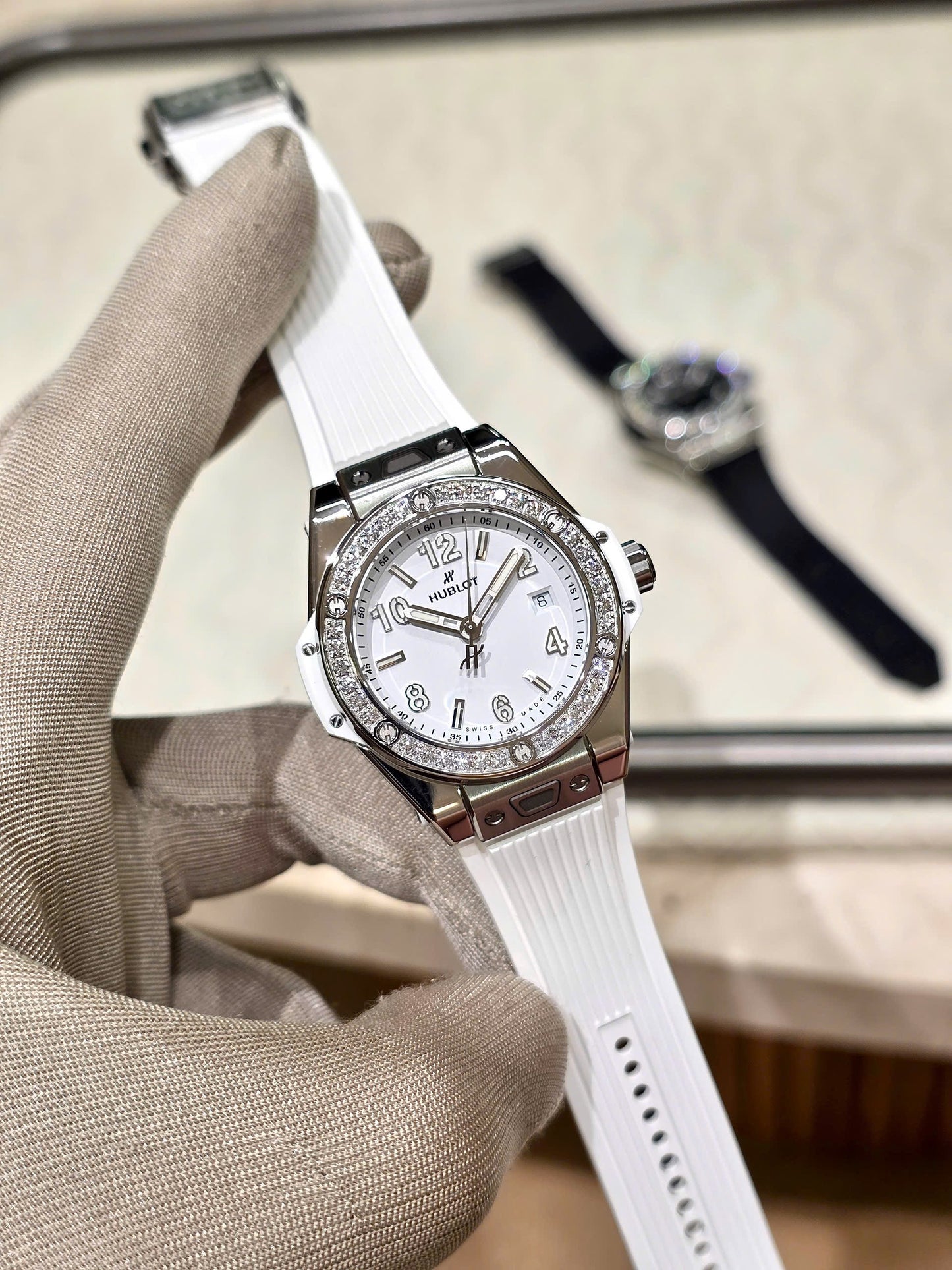 Đồng Hồ Hublot Big Bang One Click White Diamonds 33mm