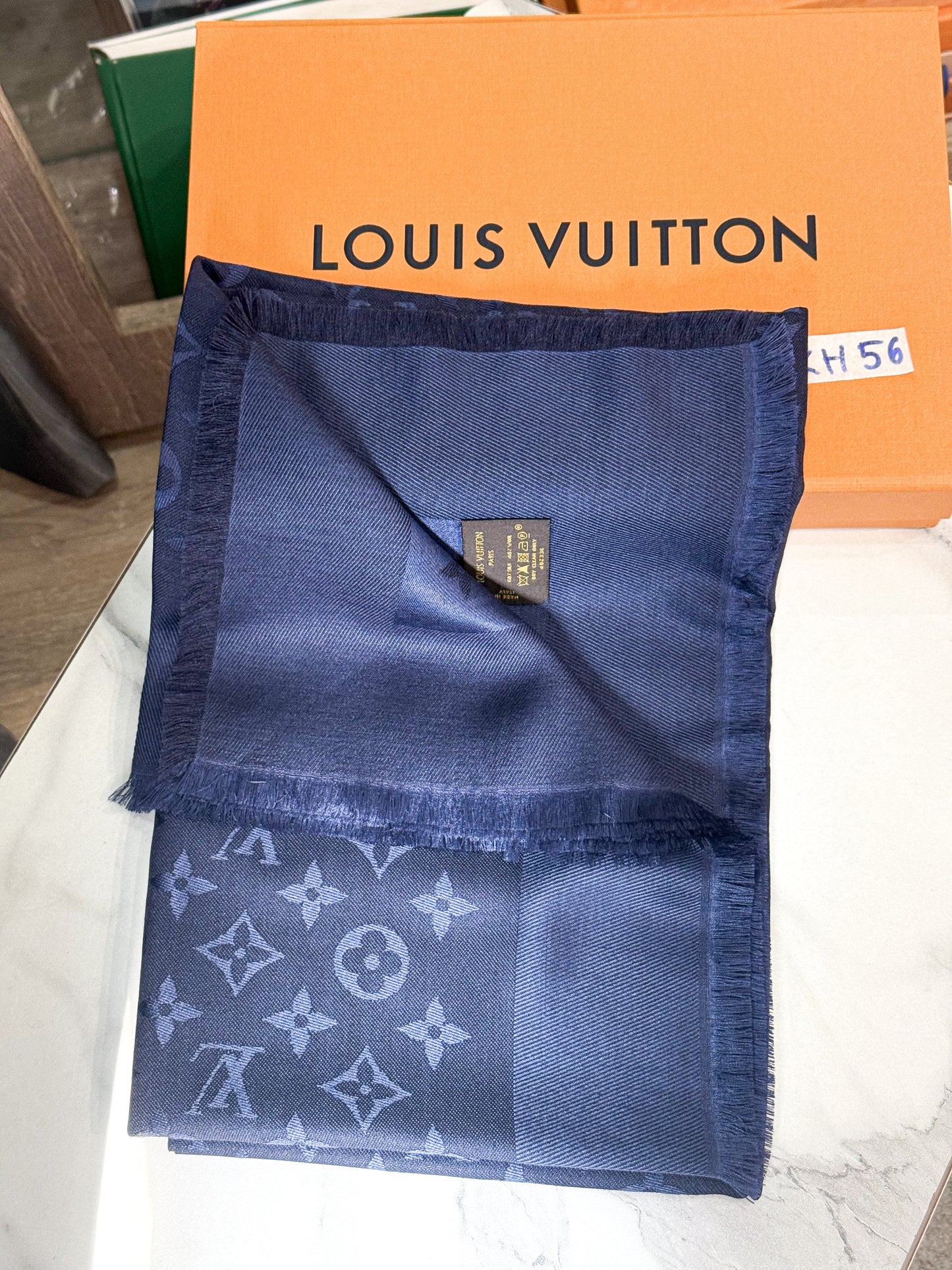 Khăn LV Xanh Than KH56 28/11