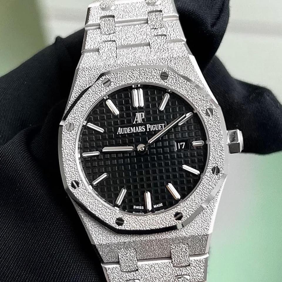 Đồng Hồ Audemars Piguet Royal Oak 67653BC size 33mm