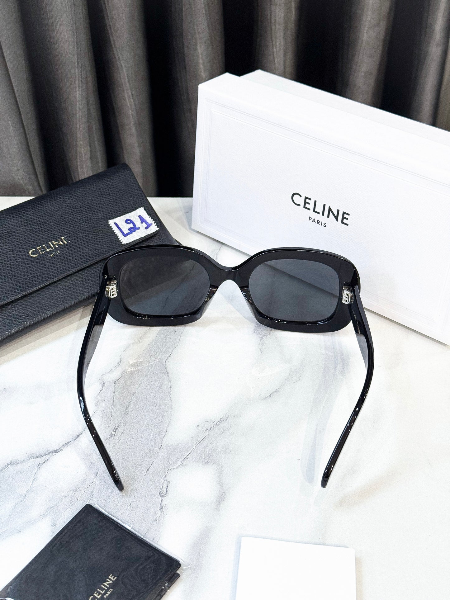 Kính Celine New Trưng Bày L21