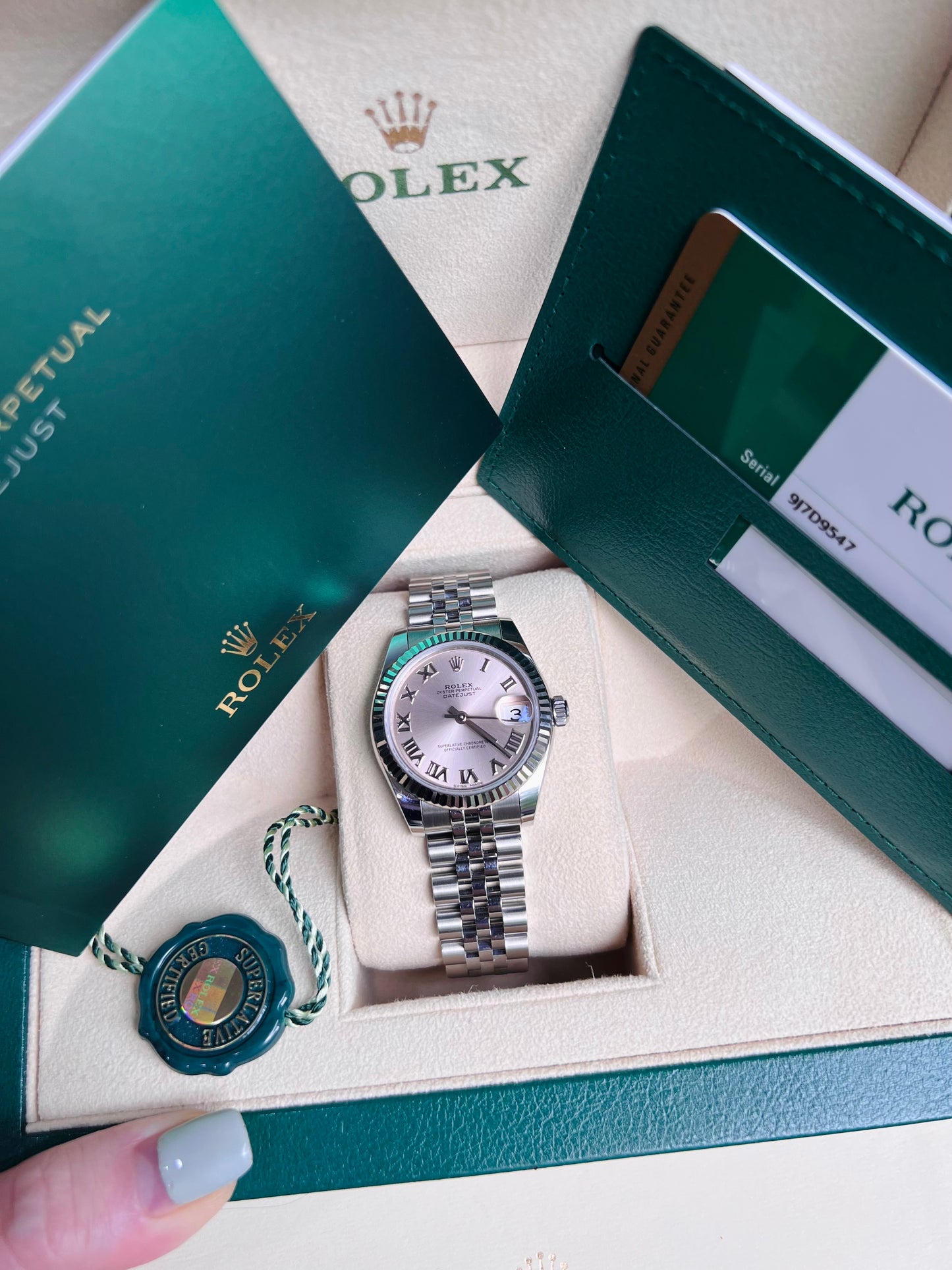 Đồng Hồ Rolex Datejust 31mm mặt hồng cọc số la mã