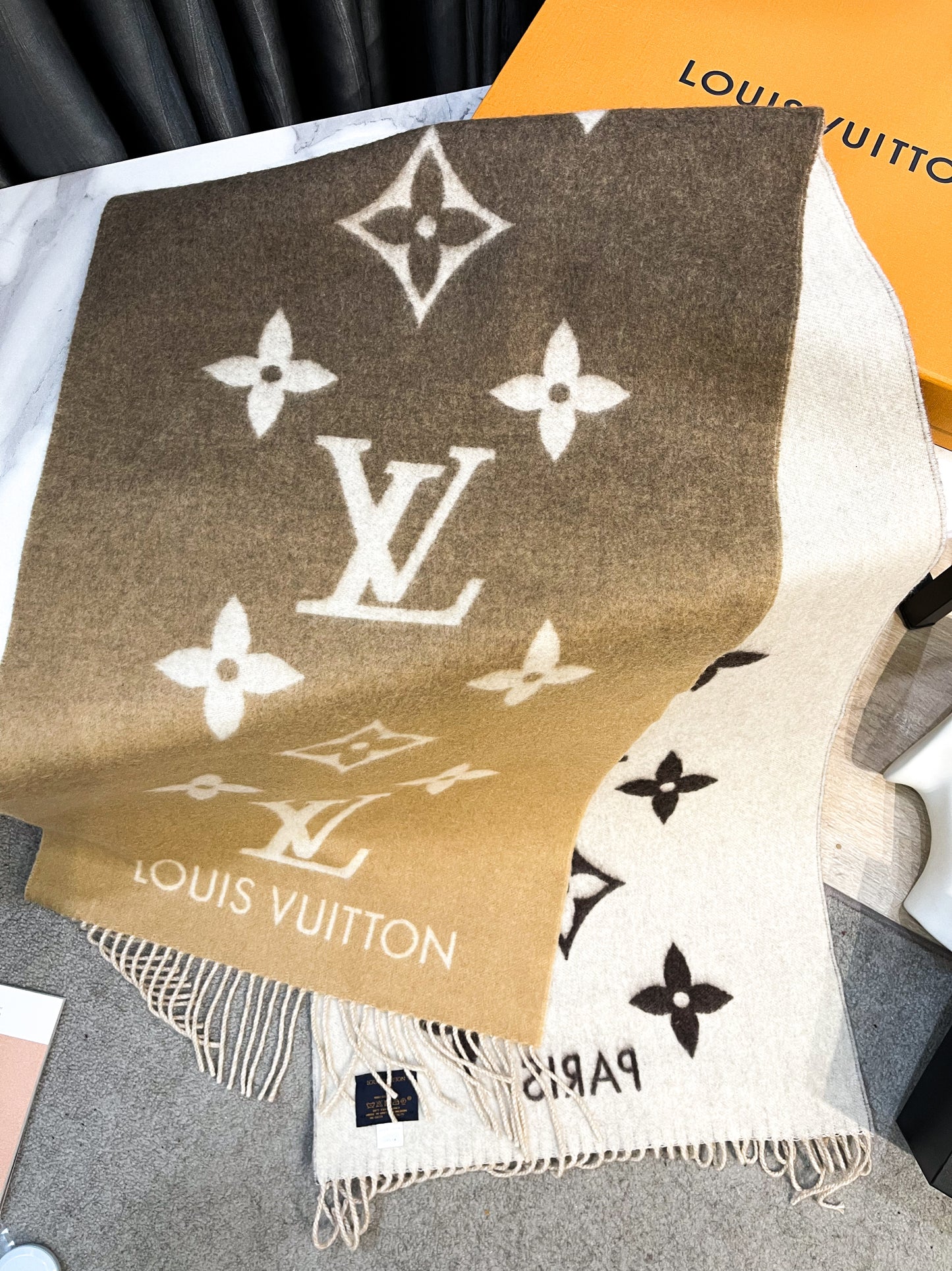 Khăn LV Cashmere