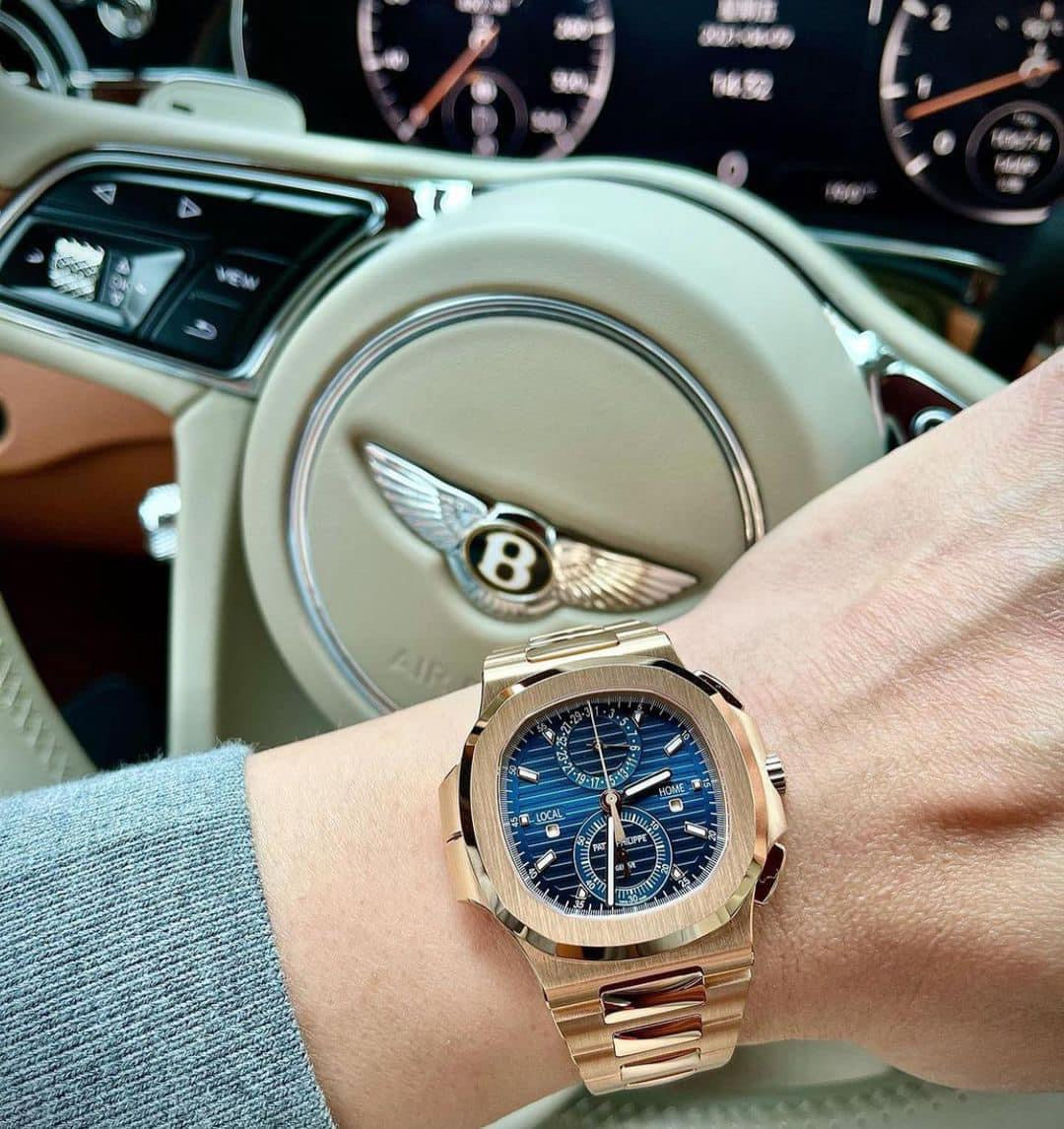 Đồng Hồ Patek Philippe Nautilus 5990/1R