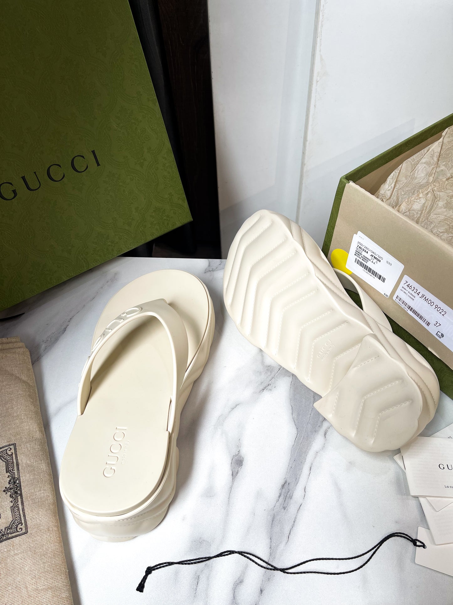 Xỏ Ngón Gucci Size 37 New