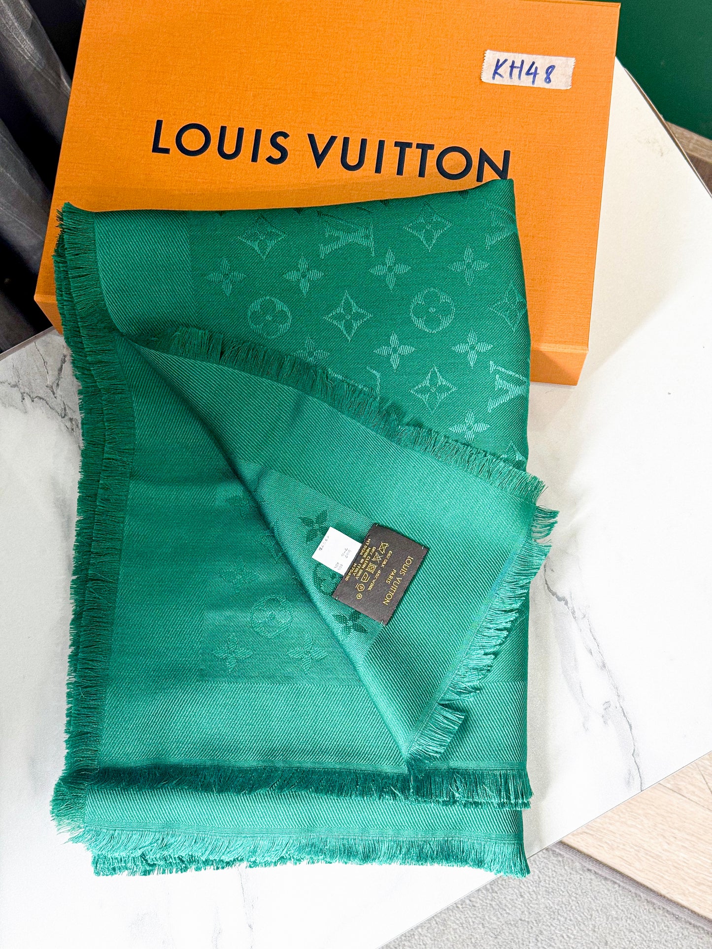 Khăn LV Xanh KH48 21/11
