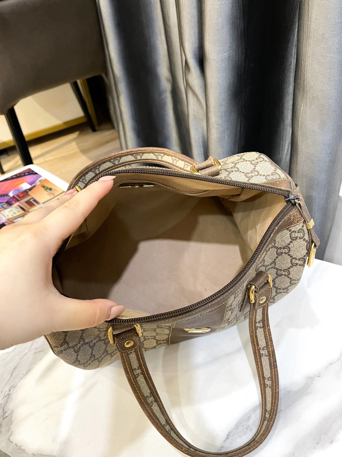 Gucci Plus Dáng Trống Vintage