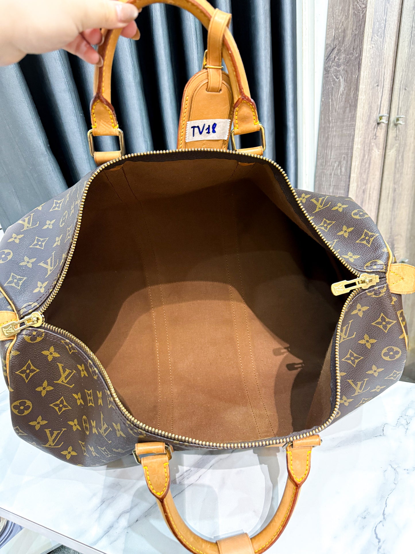 Keepall LV Size 50 TV18