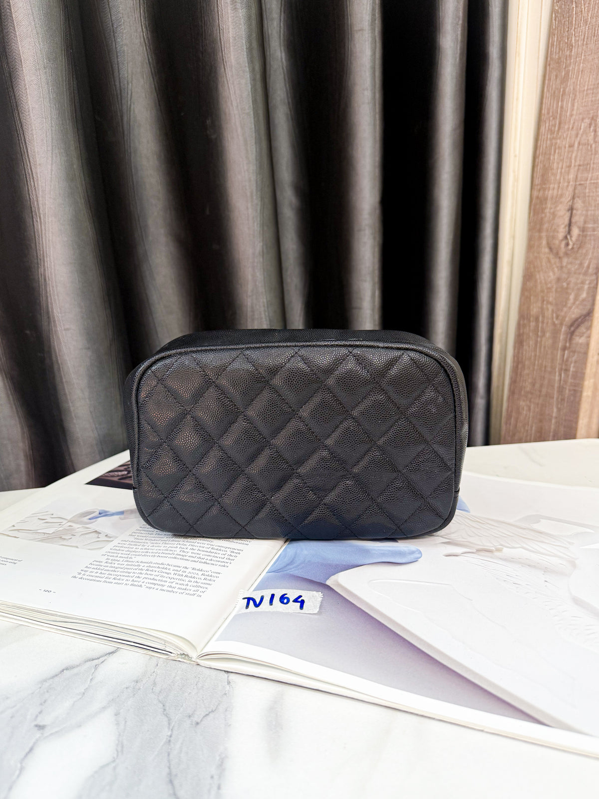 A A Pouch Chanel Caviar TV164