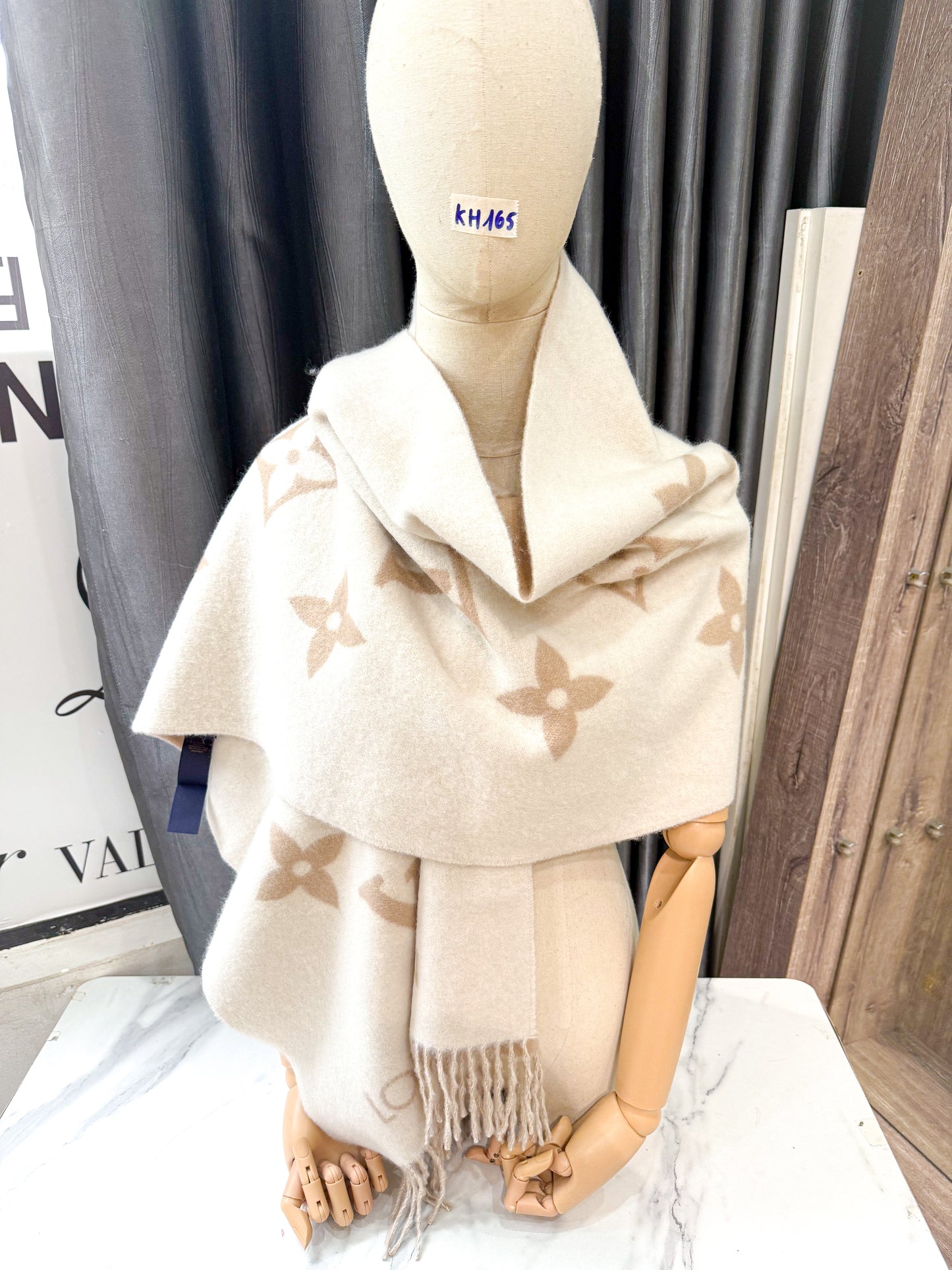 Khăn LV Cashmere KH165