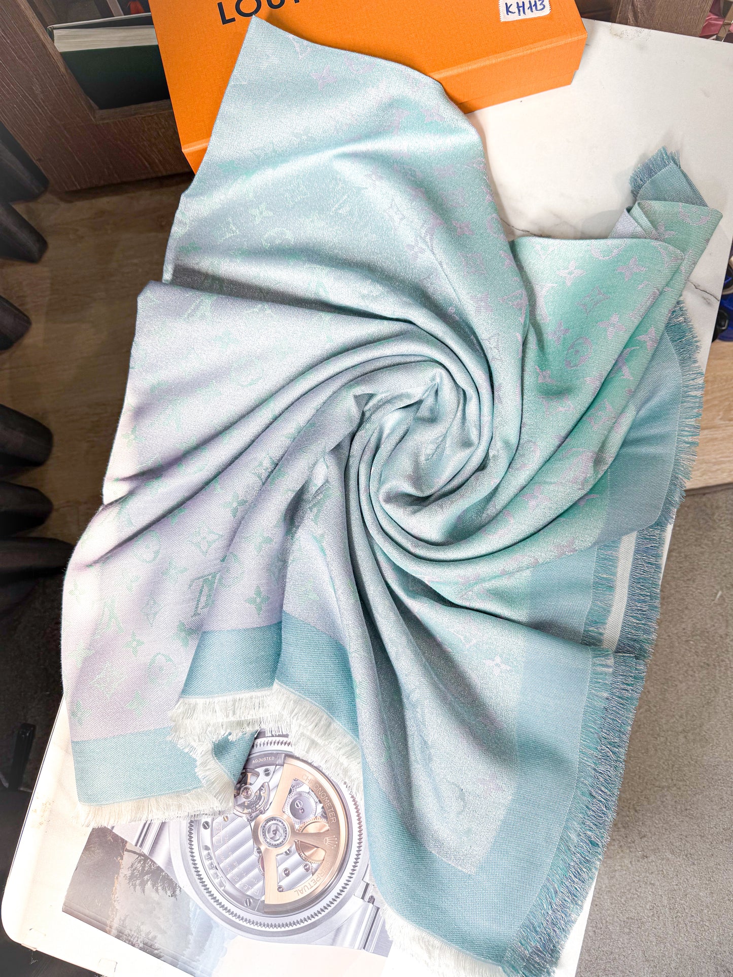 Khăn LV Xanh Ánh Kim Hồng Tím KH113 19/1