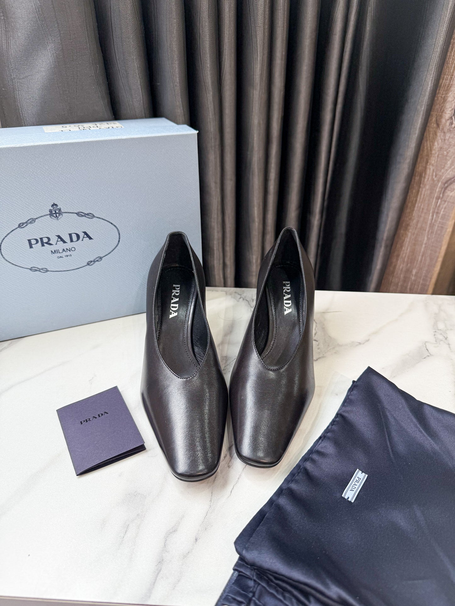 Giày Prada New Đen Size 35.5