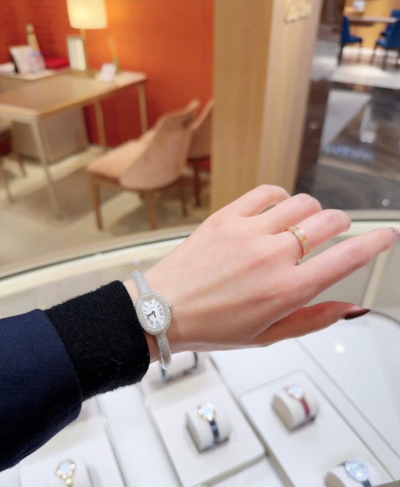 Đồng Hồ Cartier Baignoire Mini HPI01607