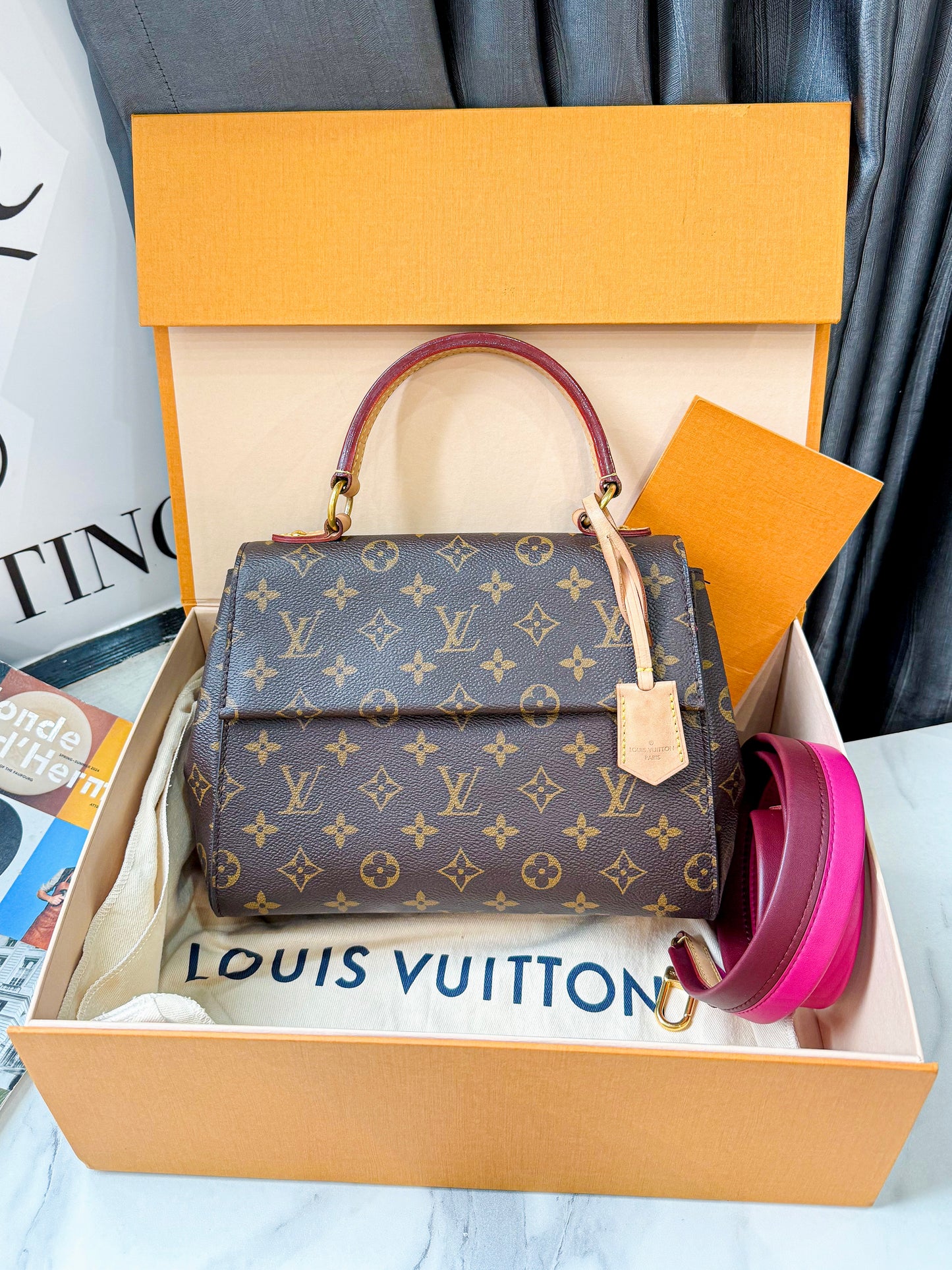 A A LV Cluny Mono BB