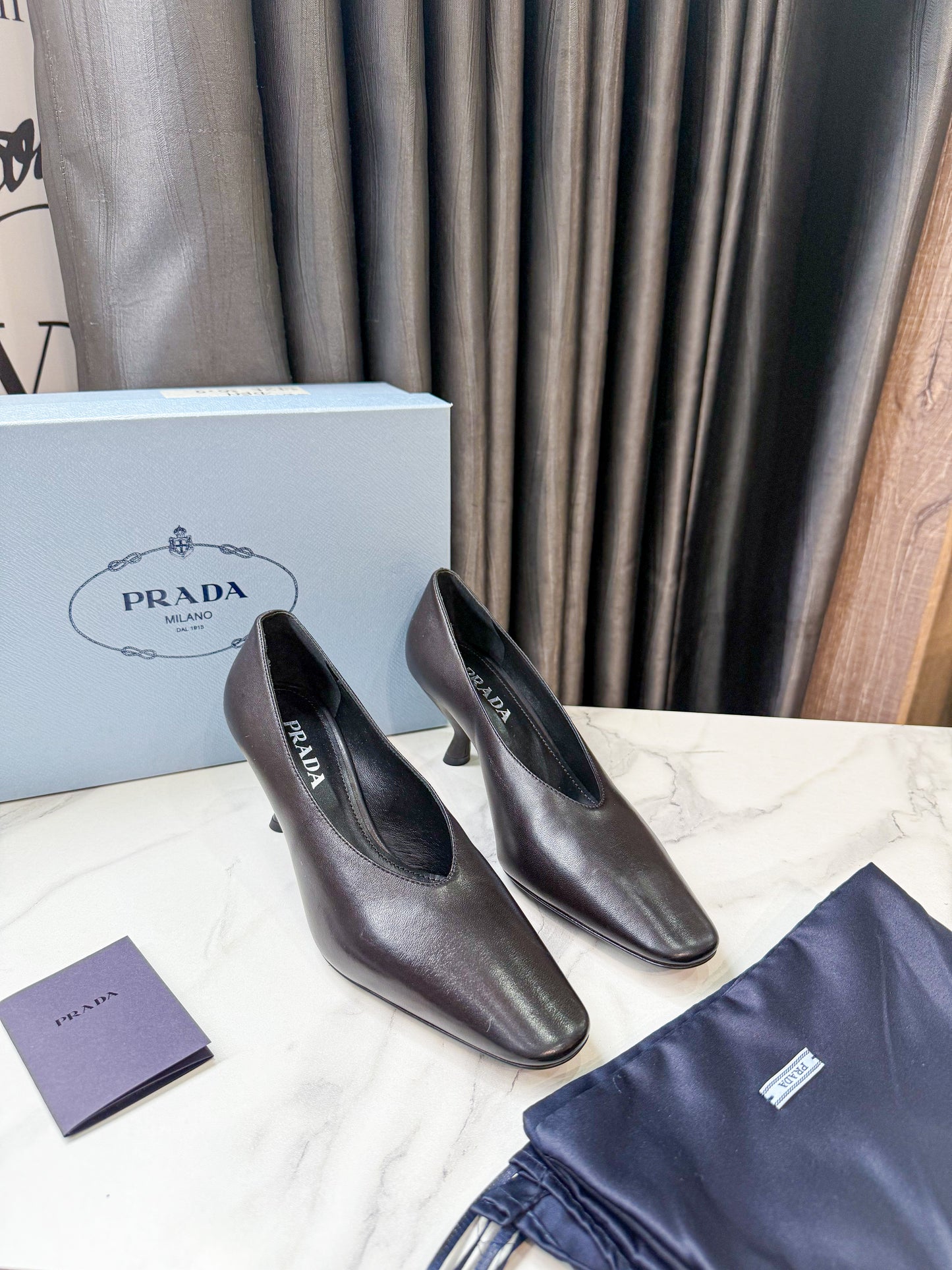 Giày Prada New Đen Size 35.5
